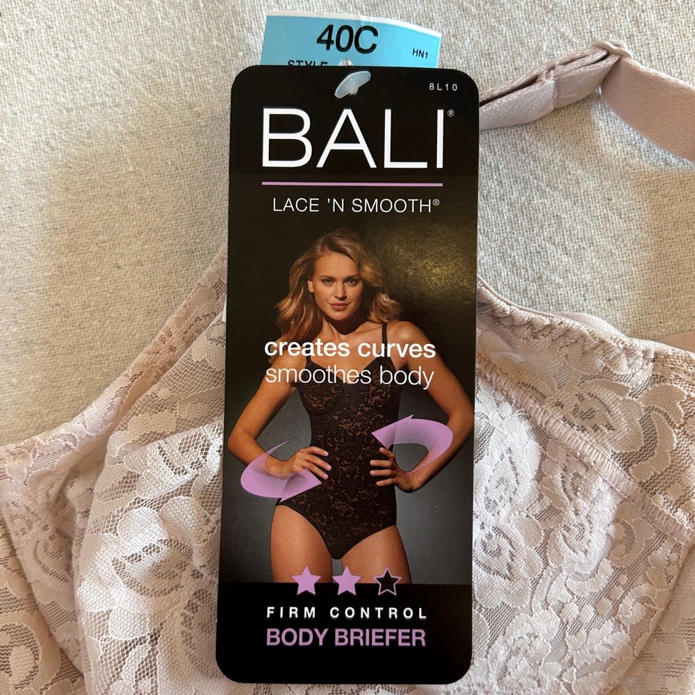 Bali Women’s 40C New With Tags Rosewood Lace 'N Smooth Body Shaper - Picture 3 of 11